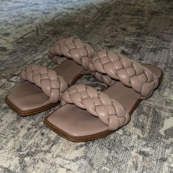 Steve Madden Spain Sandals in Taupe - Picture 2 of 7